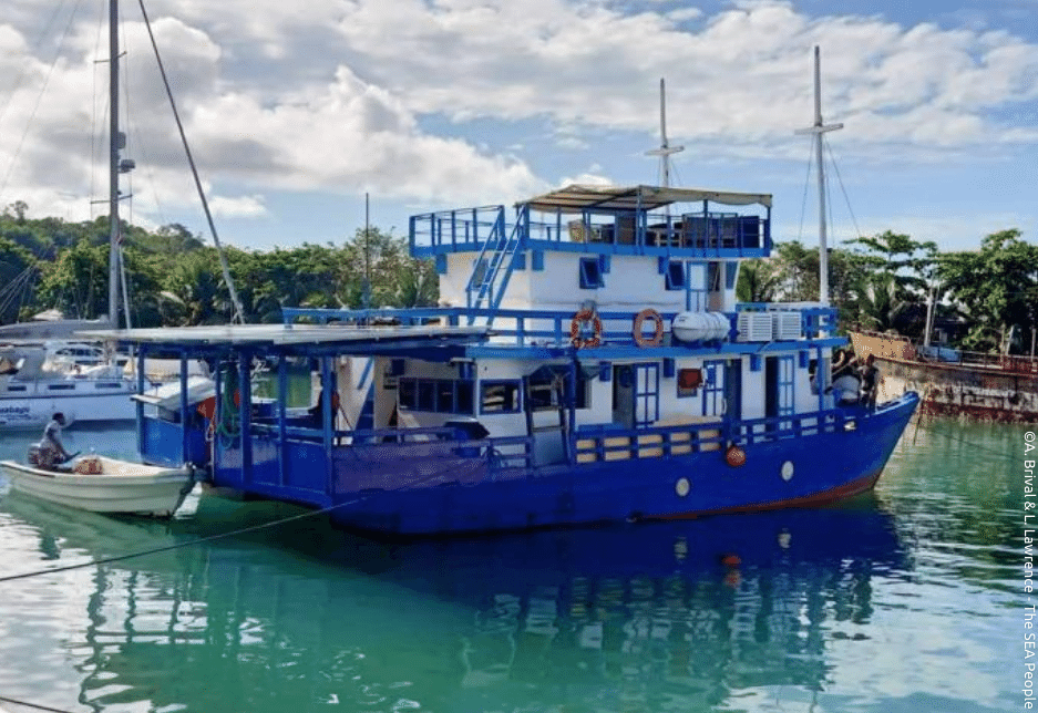 Bateau (c) A. Brival & L. Lawrence - The SEA People